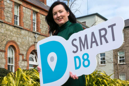 Orla Veale, Smart D8