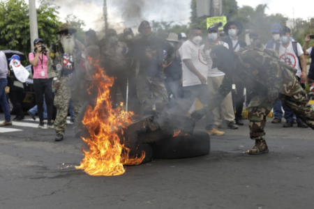 El Salvador protest