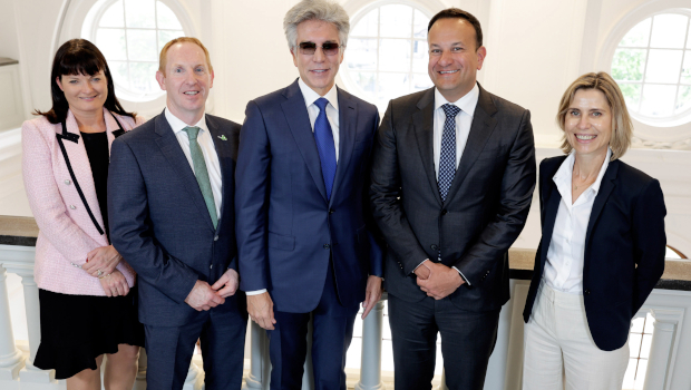 Pictured: Anne-Marie Tierney Le-Roux and Michael Lohan IDA Ireland; Bill McDermott, ServiceNow; An Taoiseach Leo Varadkar, and Cathy Mauzaize, ServiceNow