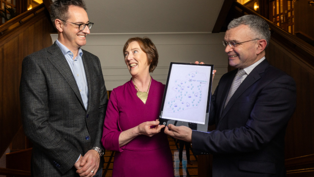 Pictured: John O’Beirne, Square; Oonagh McCutcheon, .ie Digital Town Awards; and Minister of State for Trade Promotion, Digital & Company Regulation Dara Calleary